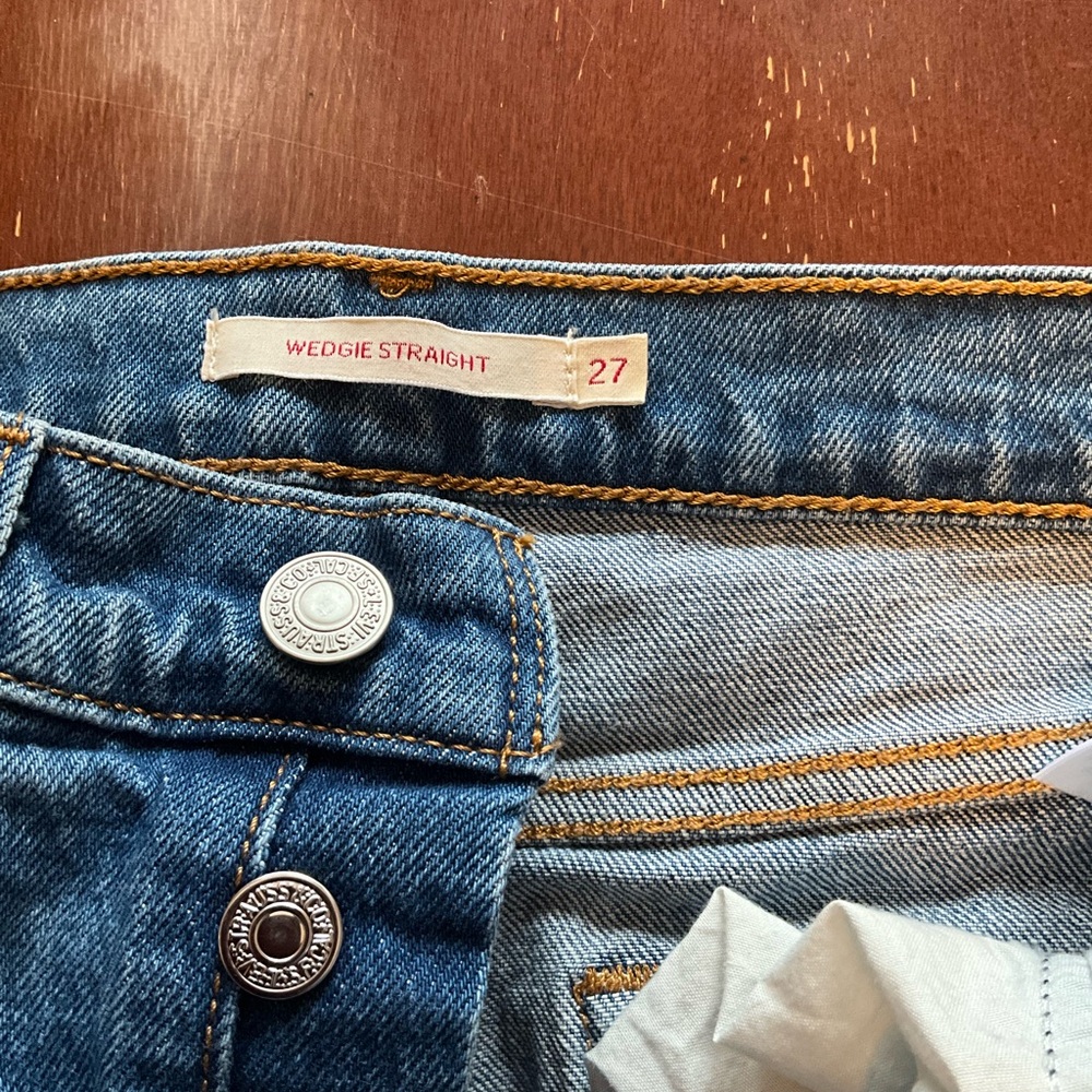 Levi Strauss Jeans Wedgie Straight Buttonfly - Size 27 - Picture 2 of 5
